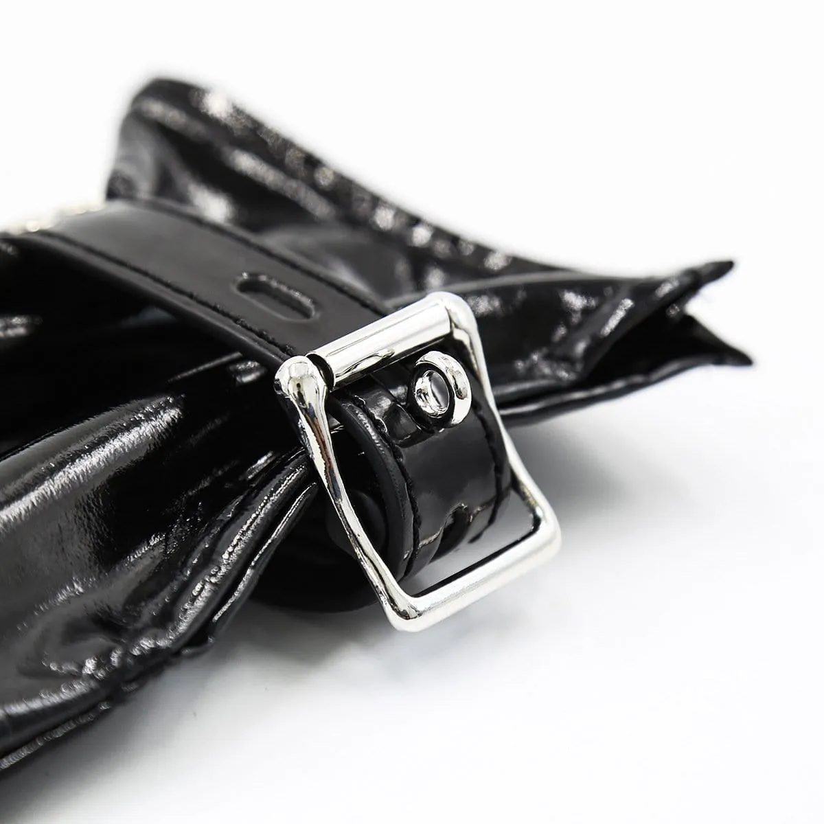 2328MQ      Locking Black Patent Bondage Mittens