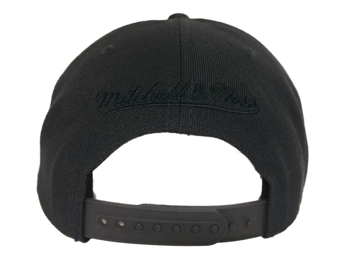 Los Angeles Lakers Mitchell & Ness 2002 NBA Finals Flat Bill Snapback Hat Cap